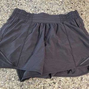 Lululemon black shorts